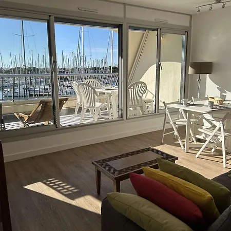Апартаменты Appt Deux Pieces Climatise Port Camargue Pc010-3014